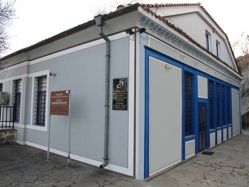 gallery 8